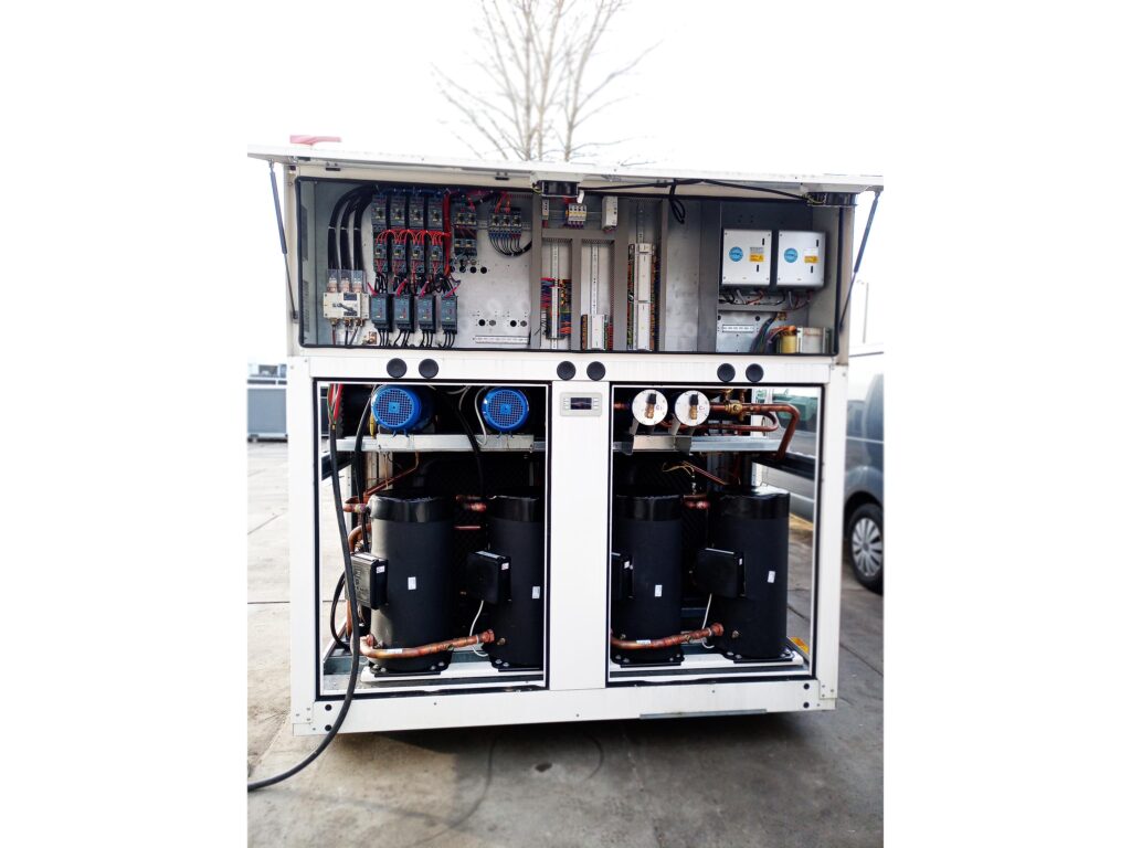 ЧИЛЛЕР CLIVET WSAT-XEM 330 кВт