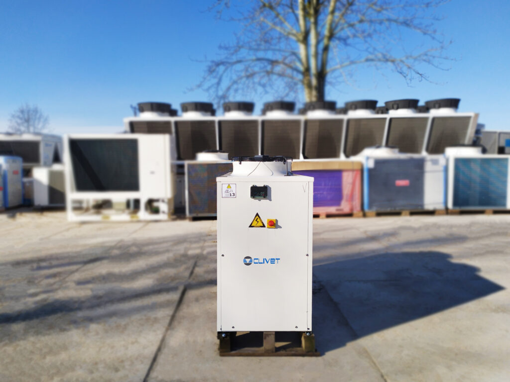 KALTWASSERSATZ / Wärmepumpe Clivet WSAN-XEE 24 kW