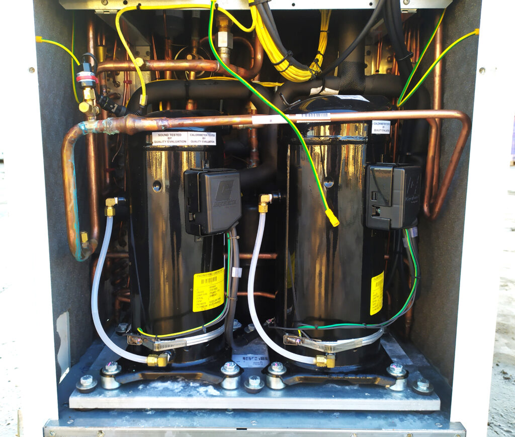 KALTWASSERSATZ / Wärmepumpe Clivet WSAN-XEE 24 kW