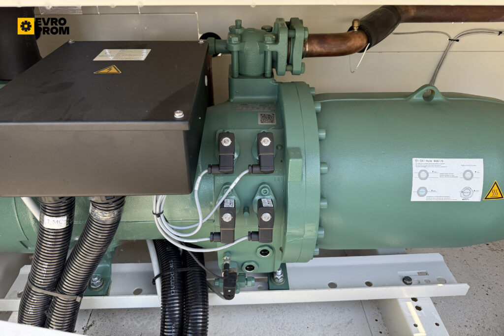 Kaltwassersatz Systemair SYSCREW 440 AIR EVO HSE CO 443 kW