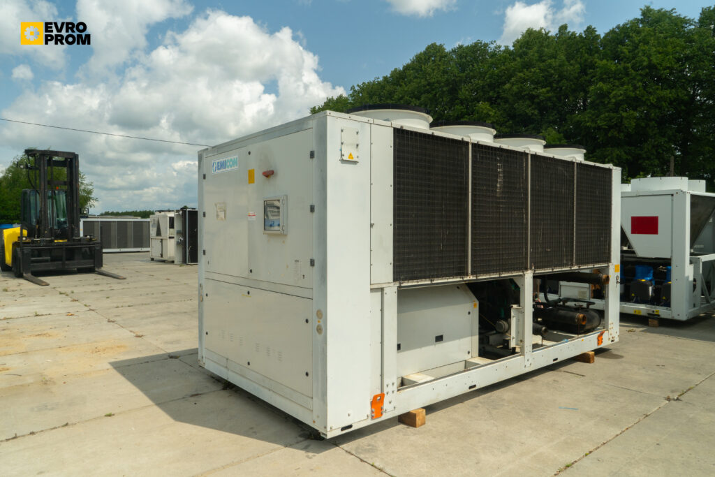 Aircooled chiller/Heat pump EMICON PAE 4902 S KC 488 kW / 570 kW