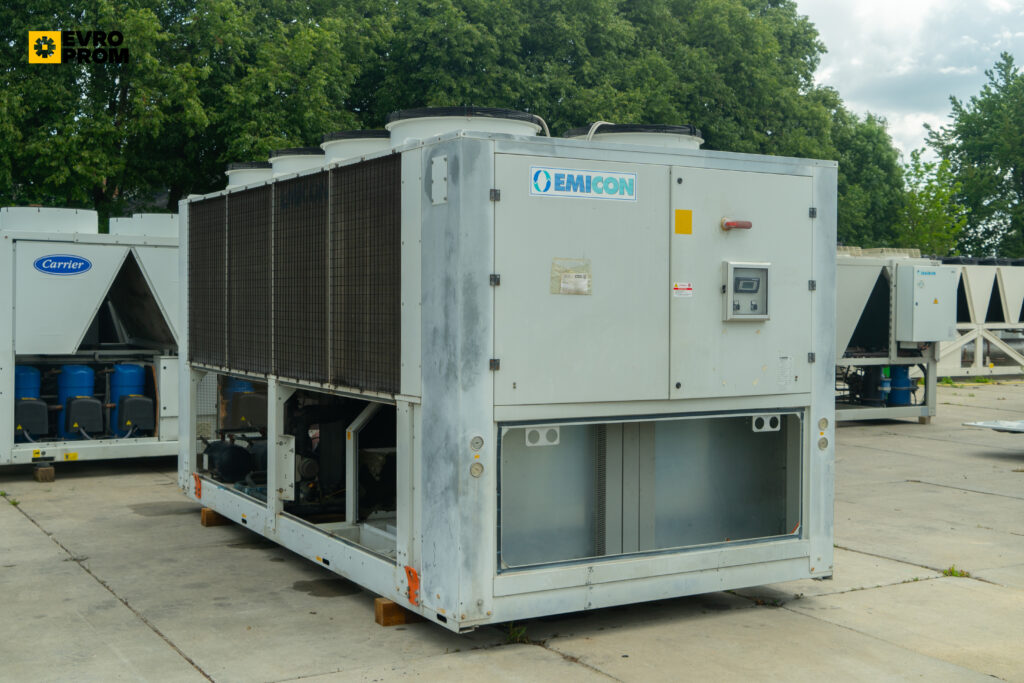 Aircooled chiller/Heat pump EMICON PAE 4902 S KC 488 kW / 570 kW