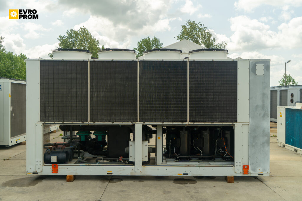 Aircooled chiller/Heat pump EMICON PAE 4902 S KC 488 kW / 570 kW
