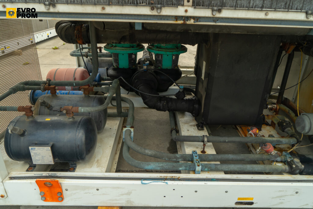 Aircooled chiller/Heat pump EMICON PAE 4902 S KC 488 kW / 570 kW