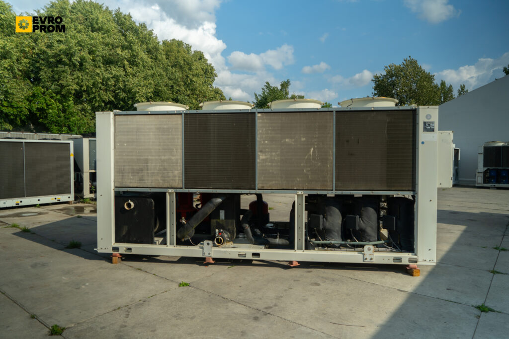 Чіллер Trane CGAN212 389 кВт