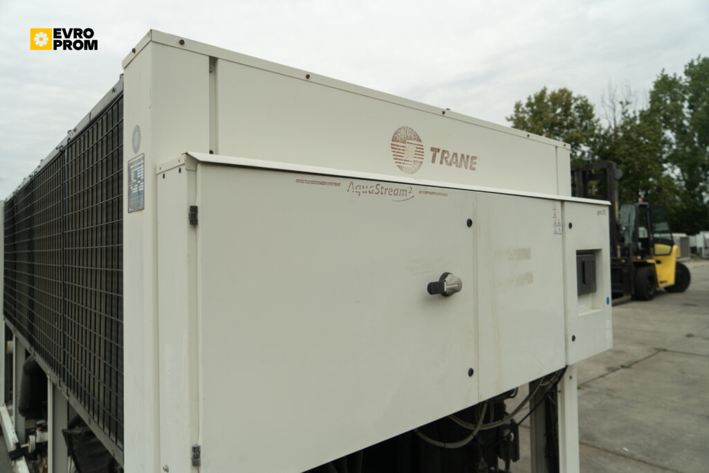 Aircooled chiller/Heat pump Trane CXAN213 410 kW / 425 kW