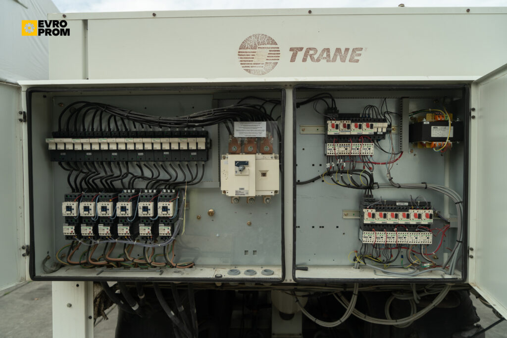 Aircooled chiller/Heat pump Trane CXAN213 410 kW / 425 kW