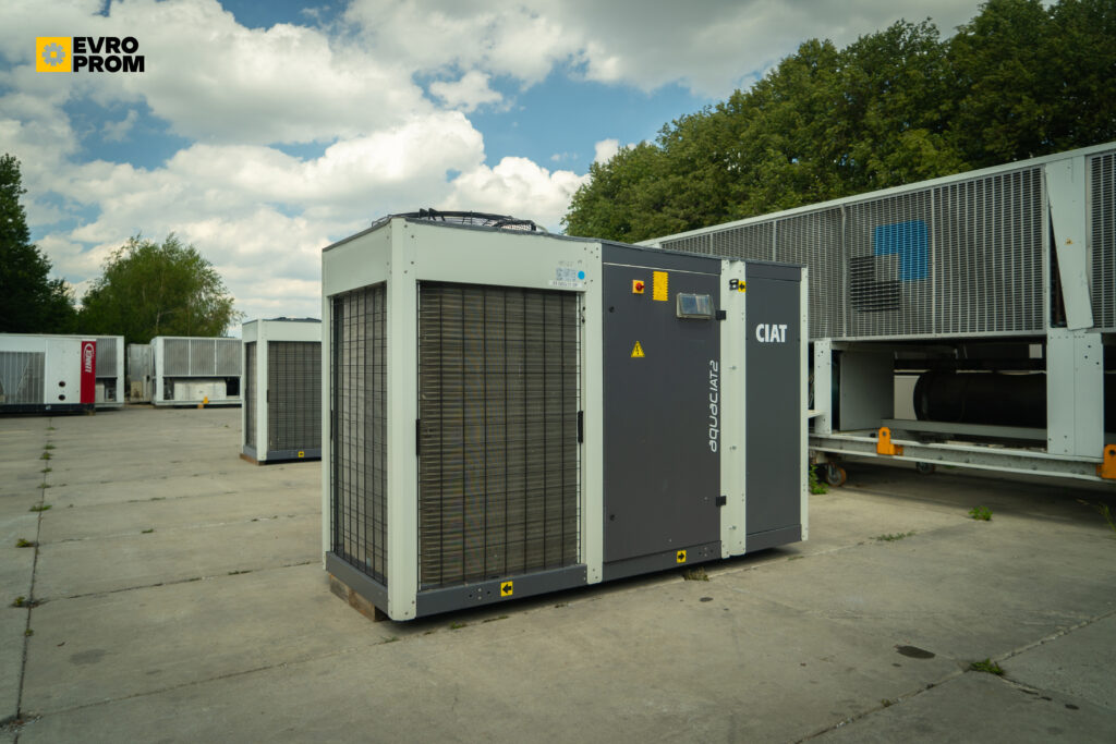 Kaltwassersatz CIAT AQUACIAT2 LDC 300V 76.8 kW