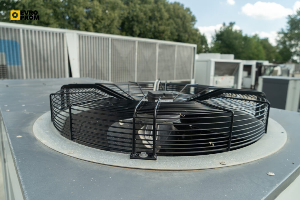 Kaltwassersatz CIAT AQUACIAT2 LDC 300V 76.8 kW