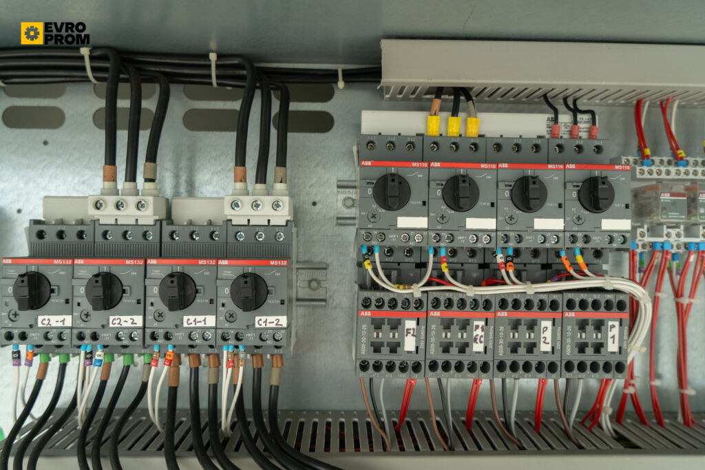 Чіллер CIAT AQUACIAT2 LDH 540V 141 кВт