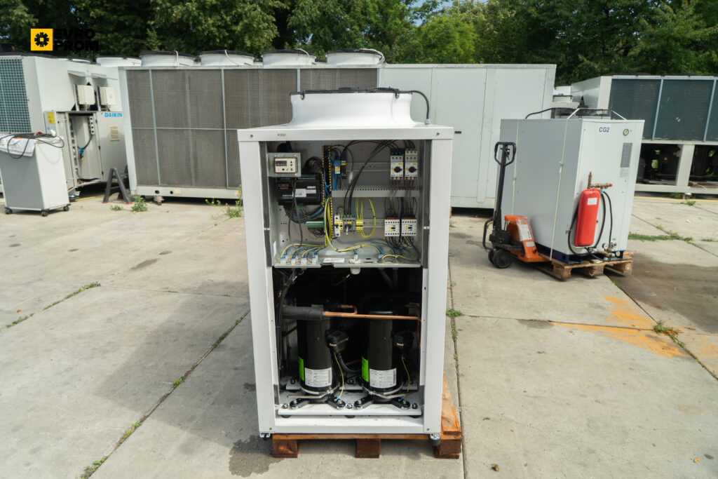 Aircooled chiller AERMEC ANL102 Z 26.3 kW