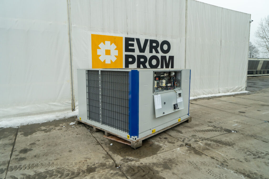 Kaltwassersatz CARRIER 30RB100R 100 kW