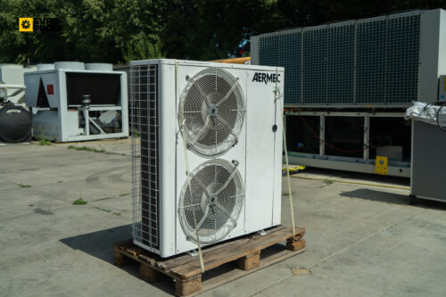 Чиллер AERMEC ANL080 Y 20.35 кВт