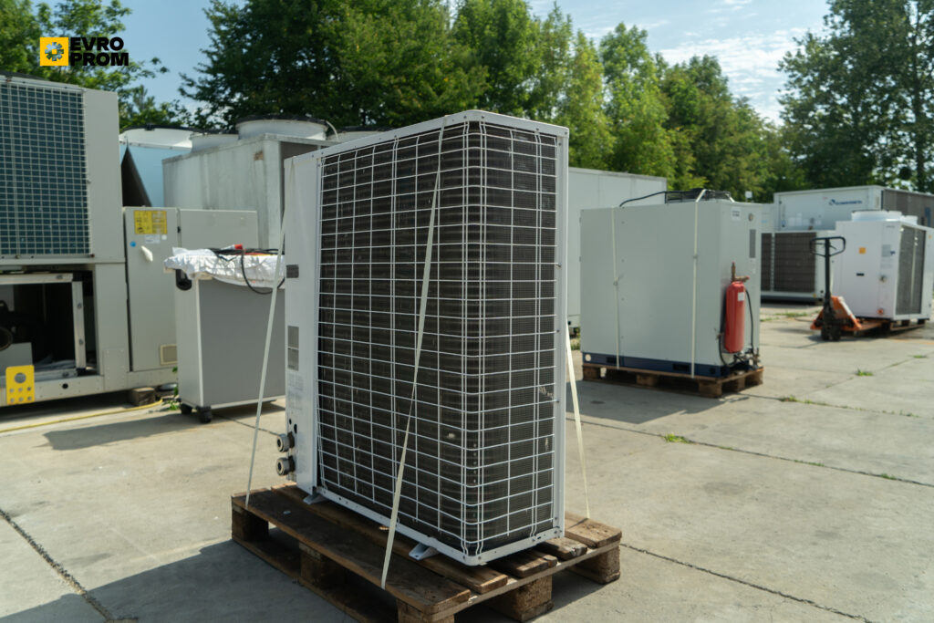 Aircooled chiller AERMEC ANL080 Y 20.35 kW