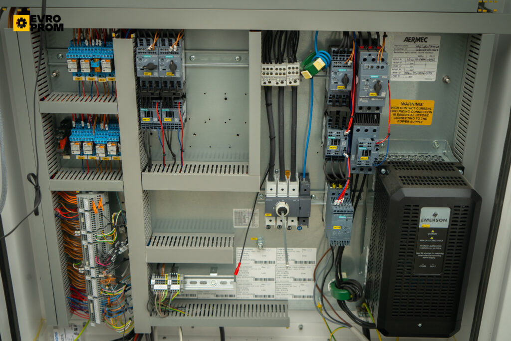 Чіллер AERMEC NRGI382X A M 03 87 кВт