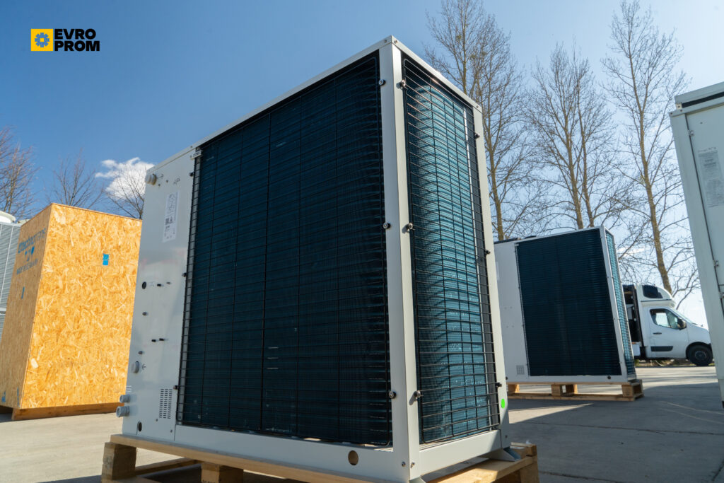 Aircooled chiller/Heat pump CLIMAVENETA MEHP IB G07 23Y 19.7 kW/23.8 kW