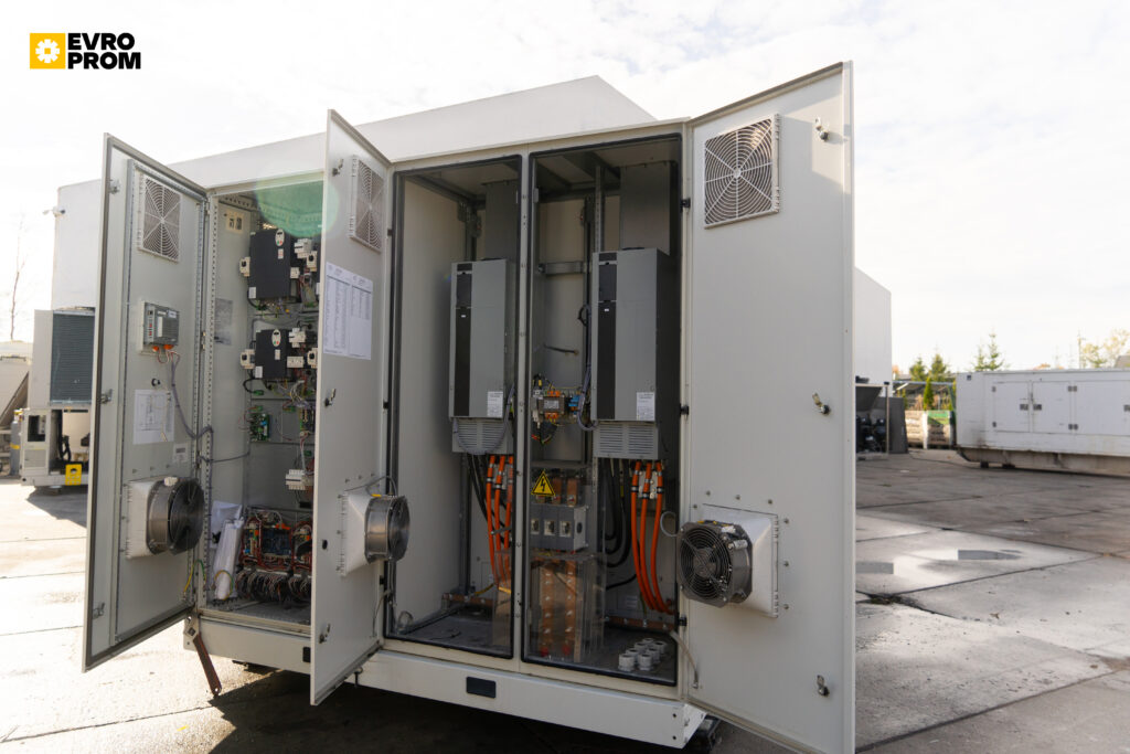 Чіллер CARRIER 30KAV 0600 0007 611 кВт