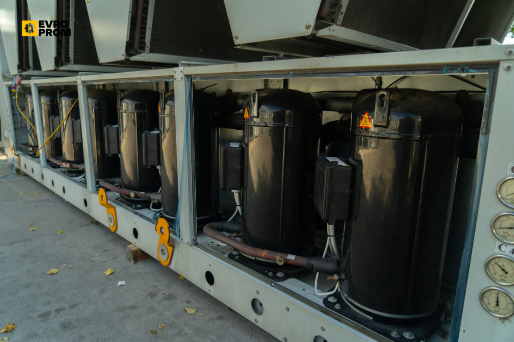 Aircooled chiller Climaveneta NECS R B 3218 746 kW