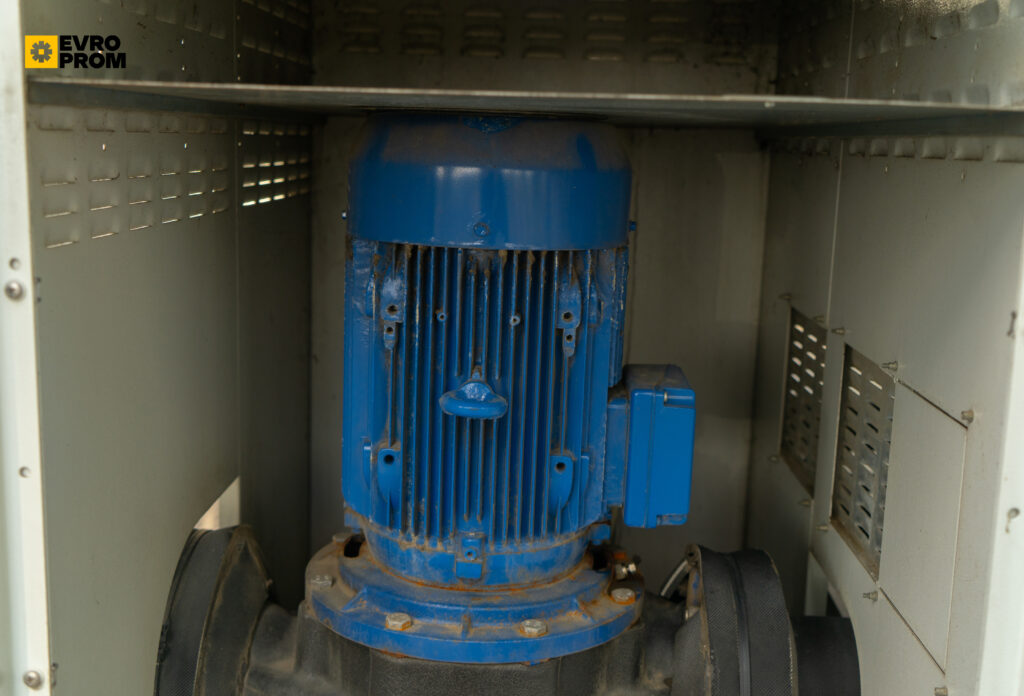 Aircooled chiller Climaveneta NECS R B 3218 746 kW