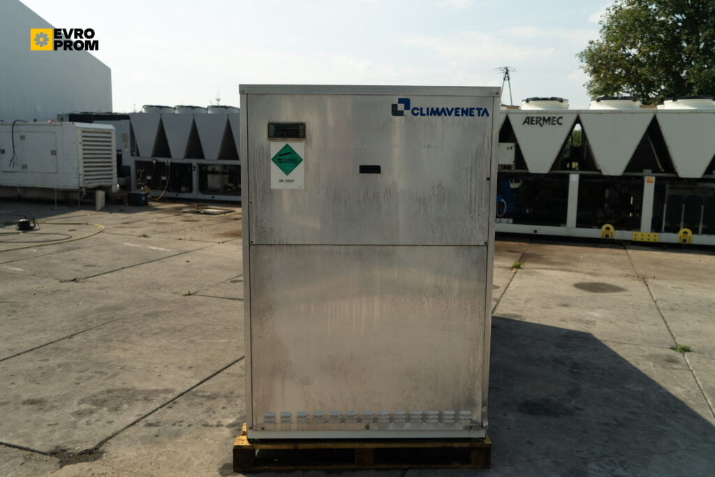 Kaltwassersatz/Wärmepumpe CLIMAVENETA NECS N B S 0512 127 kW / 144 kW