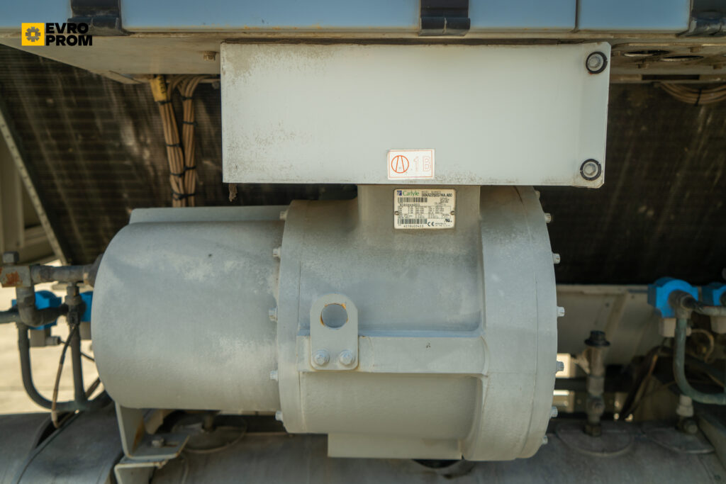 Aircooled chiller CARRIER 30GX 132 A0281 PEE 450 KW