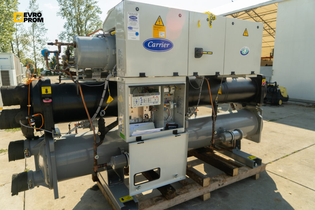 Kaltwassersatz CARRIER 30HXC120 A0450 PEE  414 kW