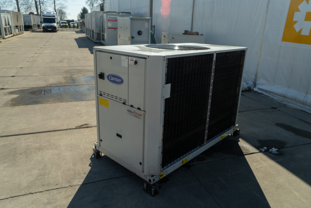Aircooled chiller/Heat pump CARRIER 30RQS 070 64 kW/70 kW