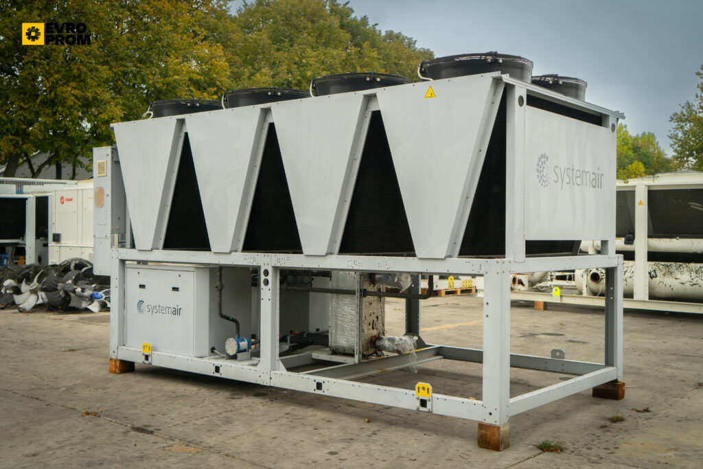 Aircooled chiller SYSTEMAIR SYSCROLL 420 AIR CO E COAT 414.2 KW
