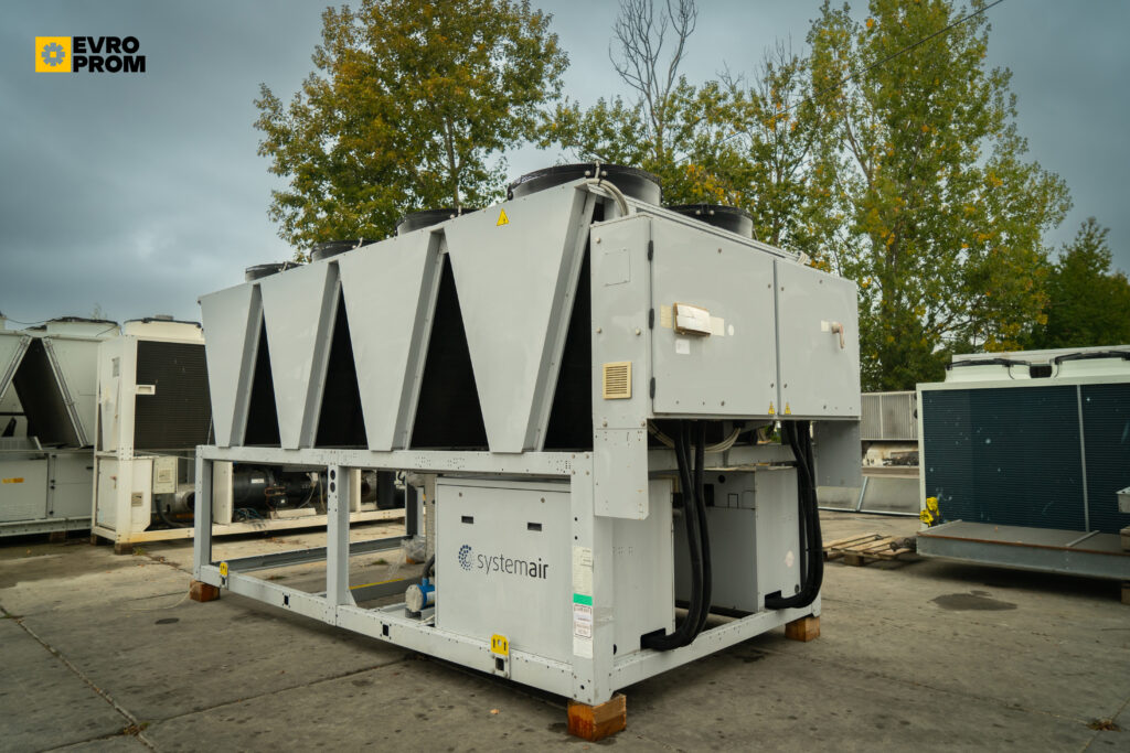 Aircooled chiller SYSTEMAIR SYSCROLL 420 AIR CO E COAT 414.2 KW