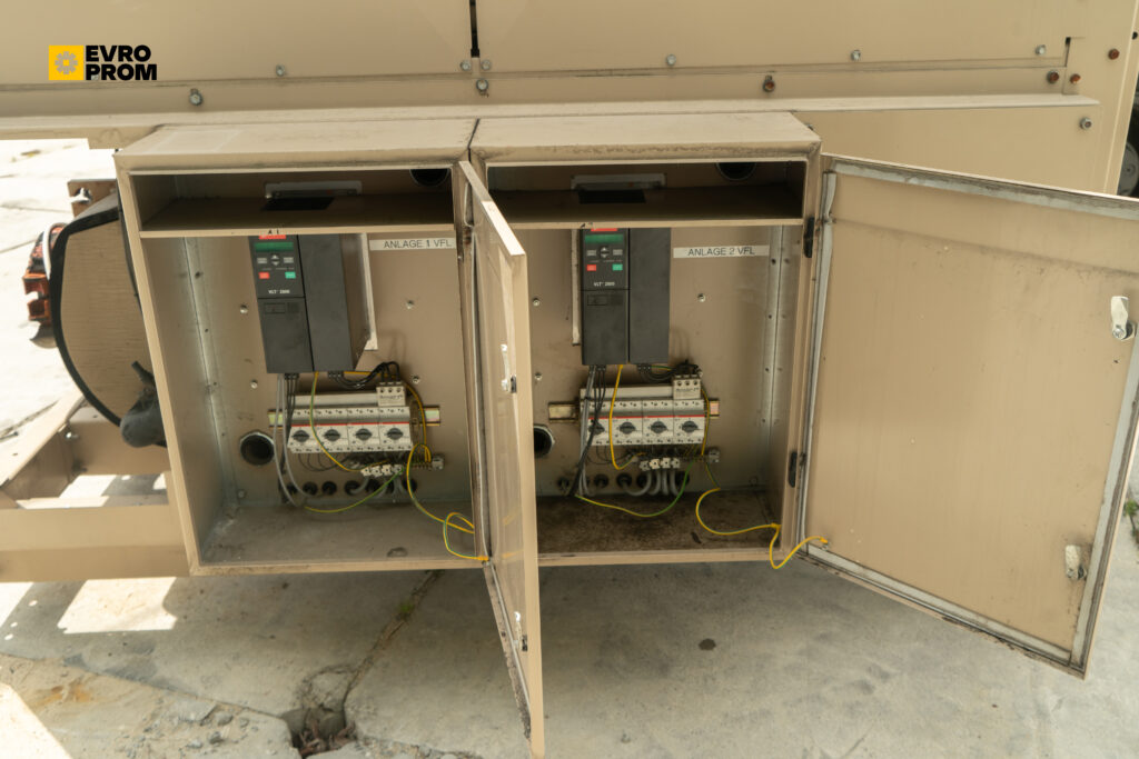 Kaltwassersatz YORK YCAS0475EB 446 kW