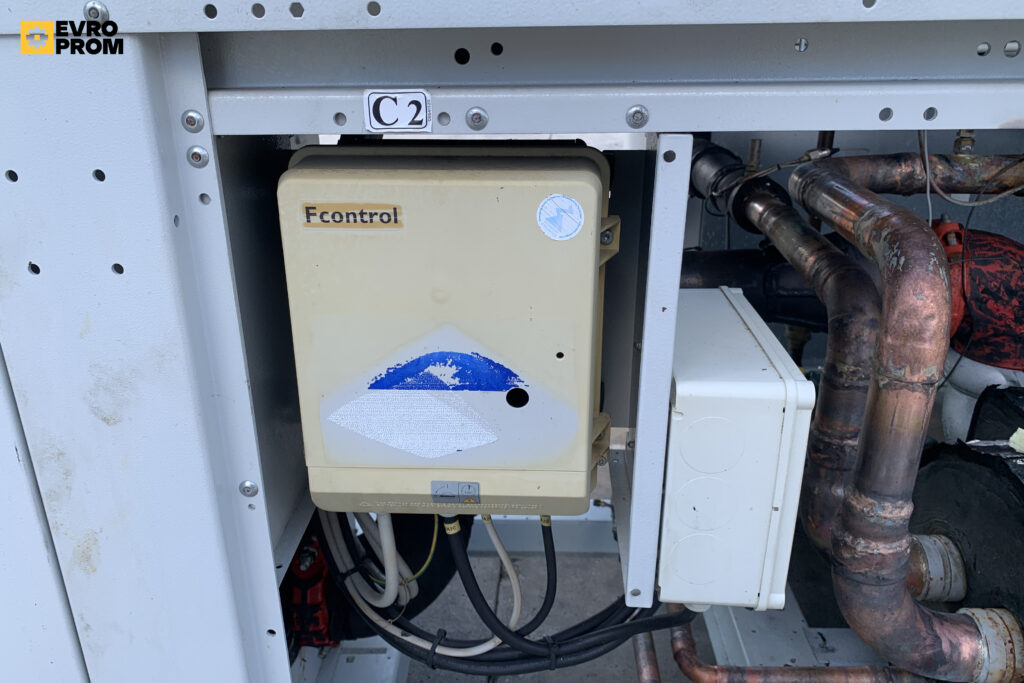 Чиллер CLIMAVENETA NECS SL 1314 334 кВт