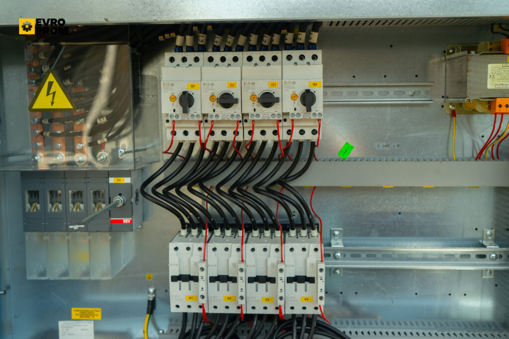 Чиллер HiRef TSX244CS 244.5 кВт