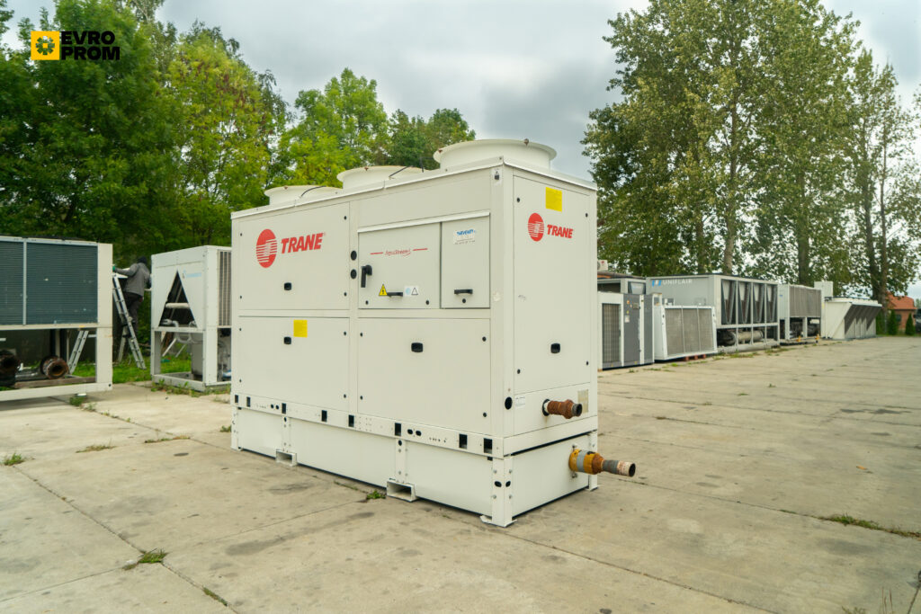 Чіллер TRANE ECGAN400 104.4 кВт