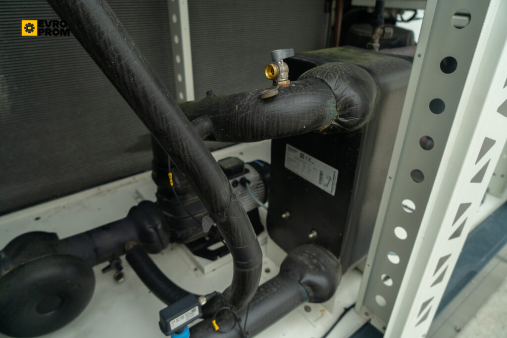 Чіллер TRANE CGAX 030 SE LN 82 кВт