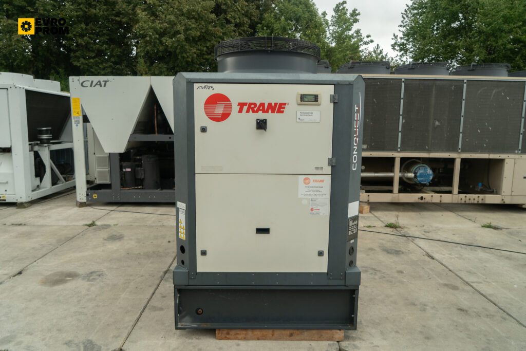 Чіллер TRANE CGAX 030 SE LN 82 кВт