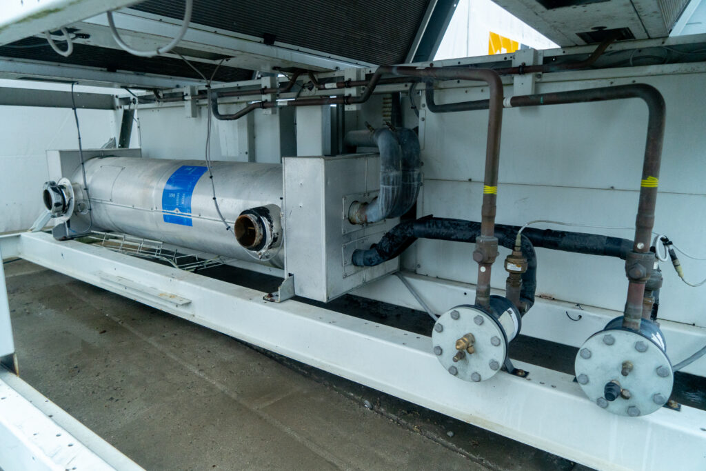 Kaltwassersatz Carrier 30RB 372 367 kW