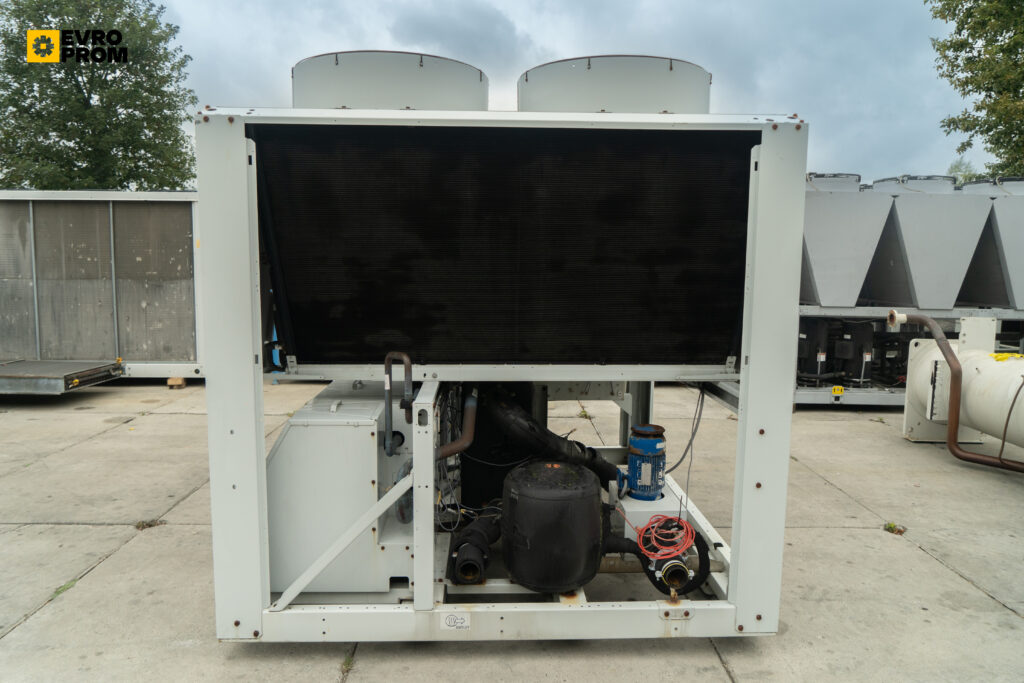 Чиллер CARRIER 30RBM 260 0014 PE 261 кВт