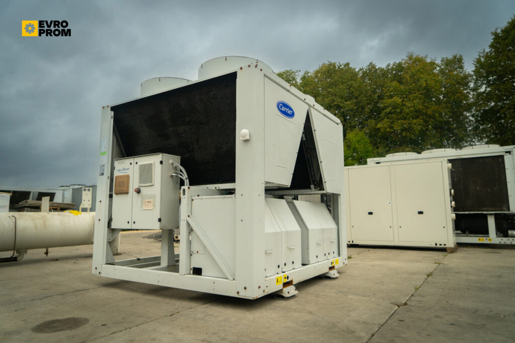 Чиллер CARRIER 30RBM 260 0014 PE 261 кВт