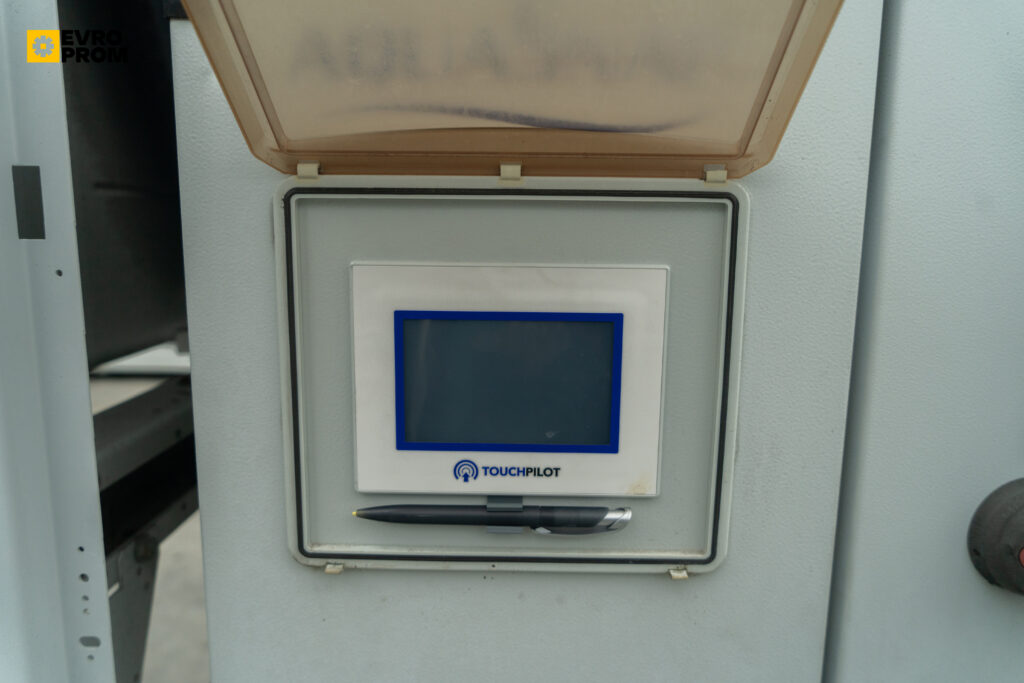 Чиллер CARRIER 30RBM 260 0014 PE 261 кВт