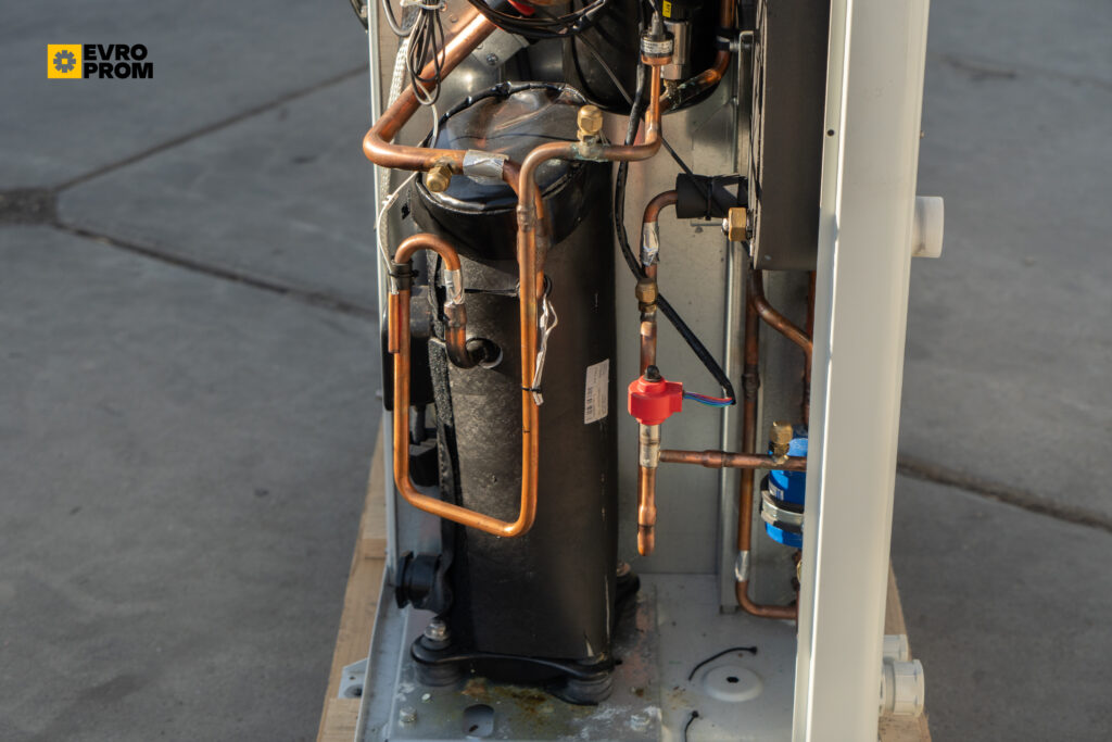 Чіллер CLIMAVENETA MECH IB G07/S 15Y 14.93 кВт