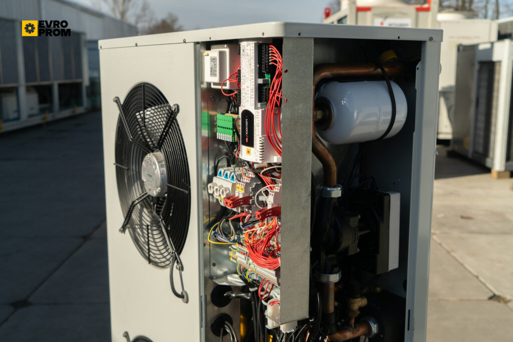 Чіллер CLIMAVENETA MECH IB G07/S 15Y 14.93 кВт