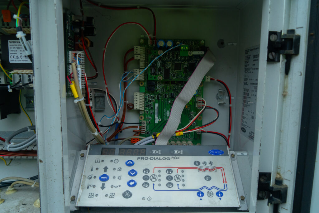 Чіллер Carrier 30RB 372 367 кВт
