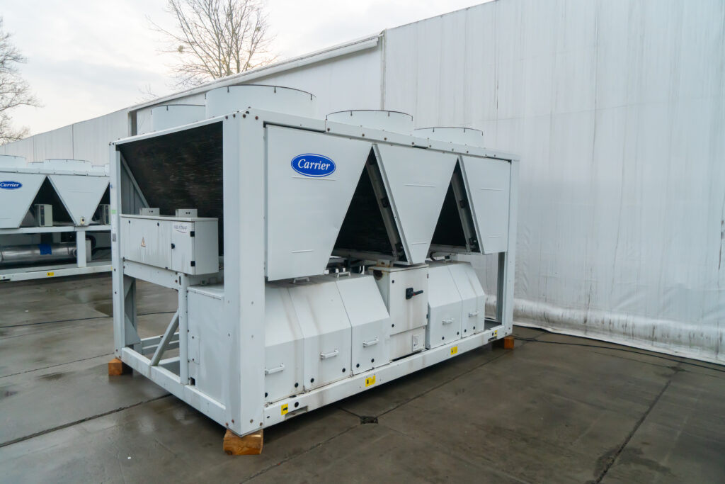 Aircooled chiller Carrier 30RB 342 332 kW