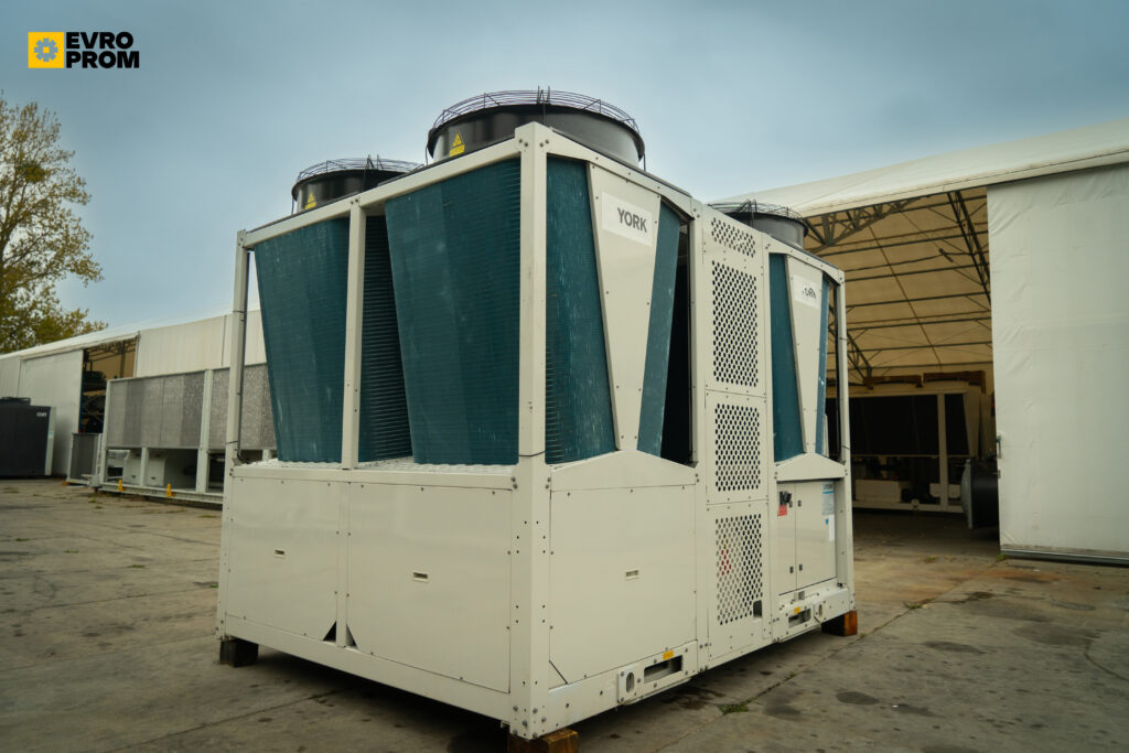 Kaltwassersatz/Wärmepumpe YORK YMPA0260PE50 254 kW/186 kW