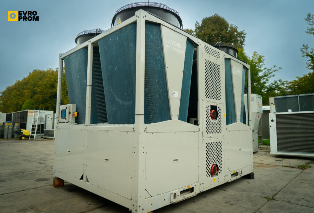 Kaltwassersatz/Wärmepumpe YORK YMPA0260PE50 254 kW/186 kW