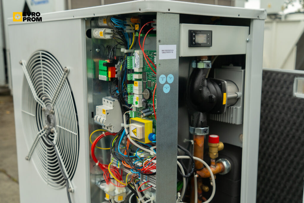 Чиллер CLIMAVENETA I BX 015T 15.5 кВт