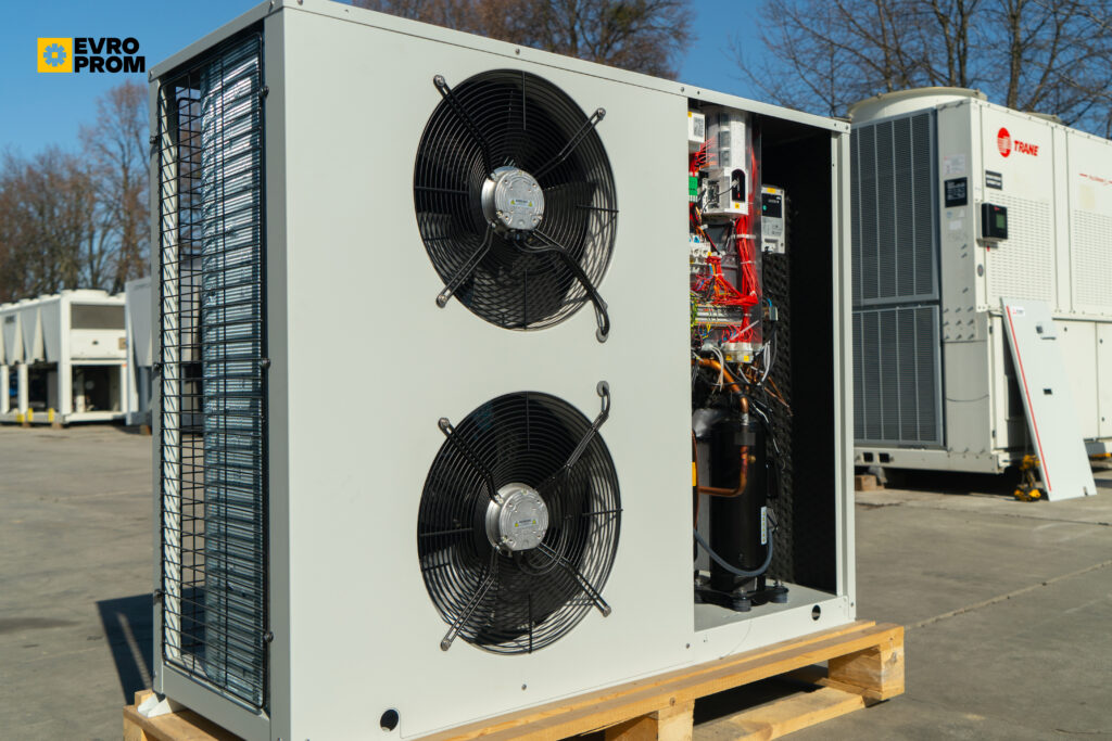 Чіллер/Тепловий насос CLIMAVENETA MEHP IB G07 18Y 15.6 кВт/17.2 кВт