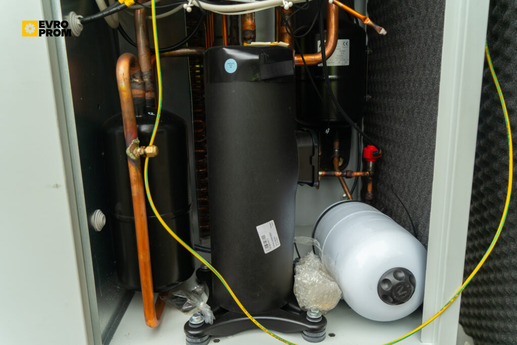 Чиллер/Тепловой насос CLIMAVENETA I BX N 015T HANRV 14.7 кВт/17.2 кВт