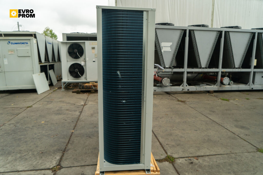 Kaltwassersatz/Wärmepumpe CLIMAVENETA I BX N 025T HASNV 24.7 kW/26.1 kW