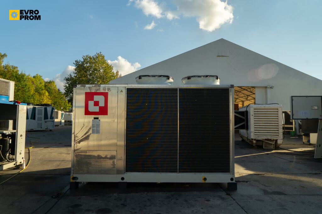 Чіллер/Тепловий насос CLIMAVENETA NECS NR SL S 0704 159.7 кВт/178 кВт